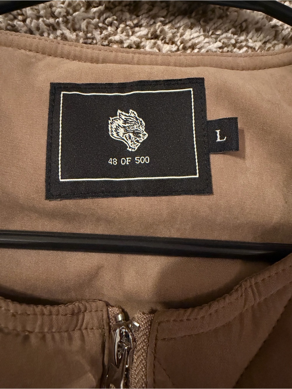 Wolves Zip Vest - Picture 2 of 4